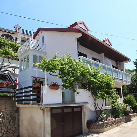 Apartments Silvija Cubranic Baška Exteriör bild